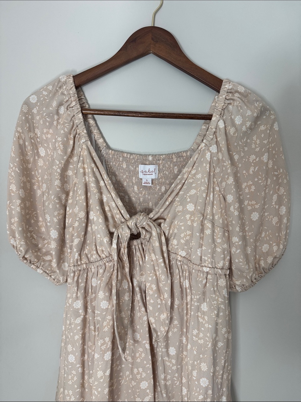 Isabel Maternity Neutral Floral Tie-Front Puff Sleeve Dress